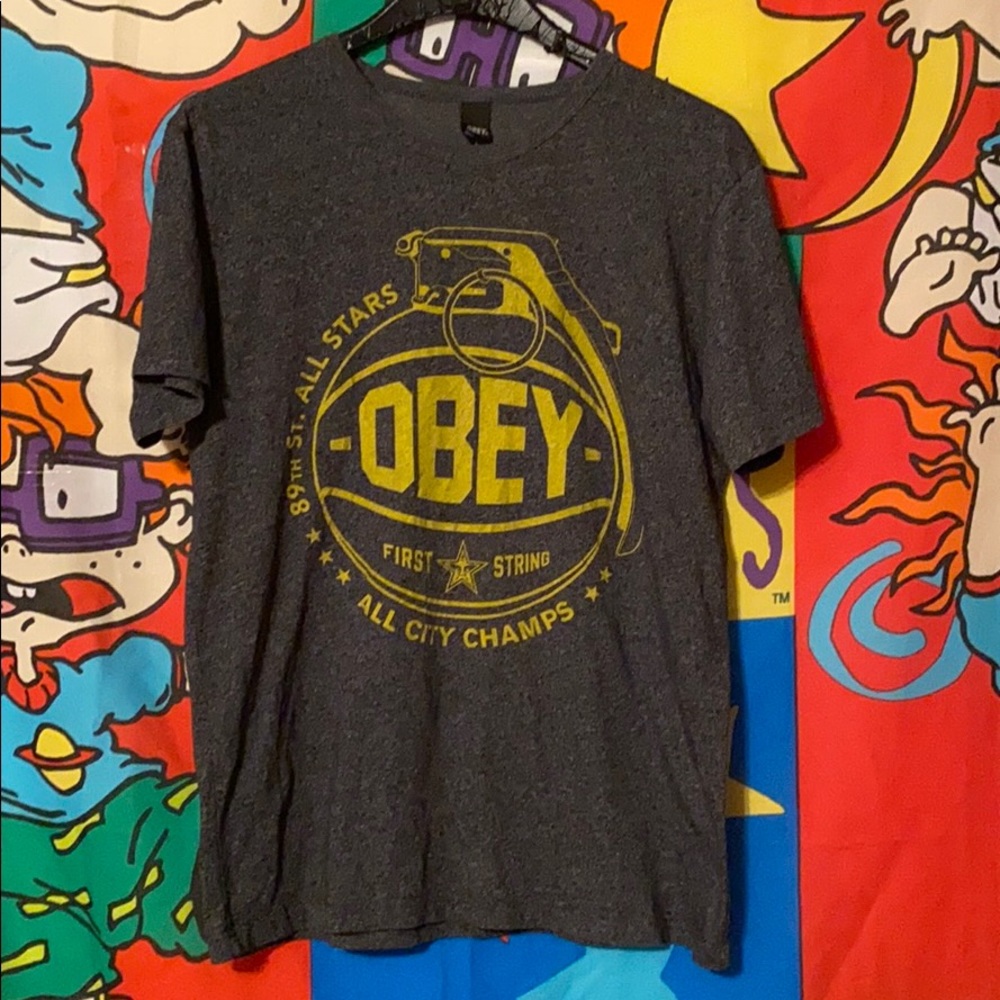 Obey t shirt